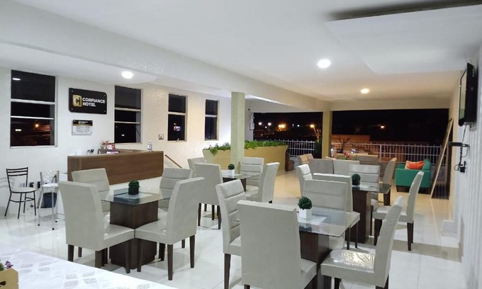 Crateus Hotel | Confiance Hotel