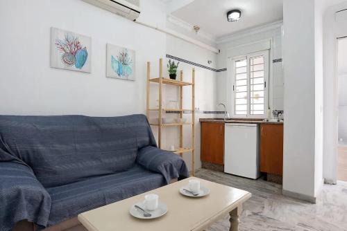 Conil de la Frontera City Center Apartment | Confort para dos con Wi-Fi y Aire acondicionado