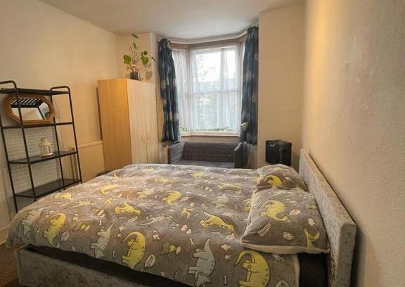 Tottenham Green House | Confortable and central room