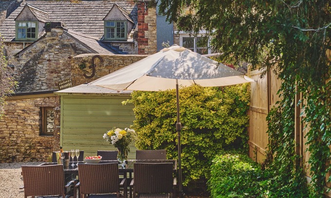 Stow-on-the-Wold Cottage | Coniston House