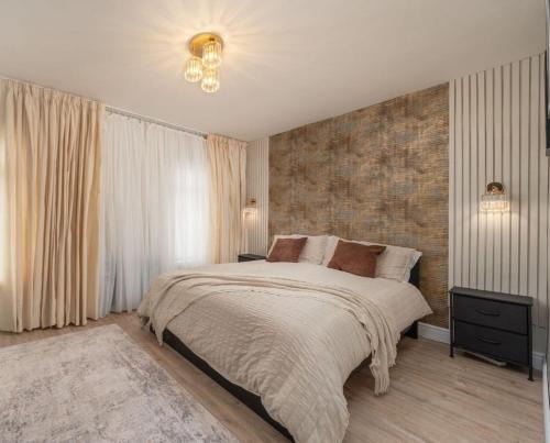 Belfast House | Connsbrook House- Stylish 2 Bed NITB approved close to city