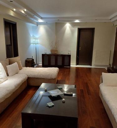 Nea Smirni Apartment | Constantina D' Apartment