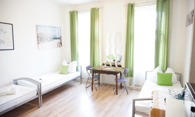 Wahring House | Contactless Check-In Room4You Währing