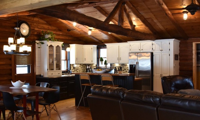 Gaines Cabin | Contemporary Cabin Near Pine Creek, PA Grand Canyon and More