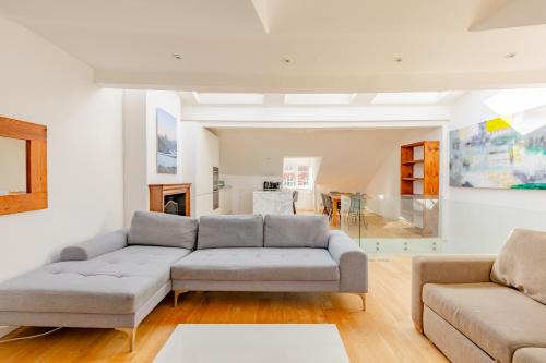 Maida Vale Apartment | Contemporary Chic 3BD Home Near Little Venice