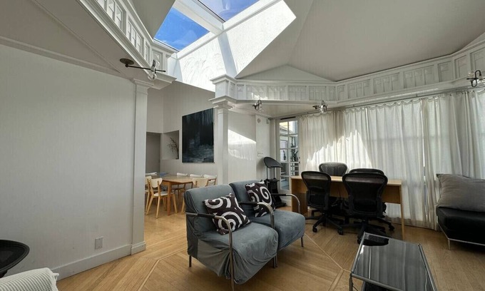 Eureka Valley Apartment | Contemporary Flair Castro Noe