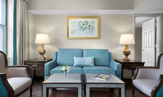 Central West End Apartment | Contemporary Hotel in Central West End district! Parking, Pool & Cinema Onsite!