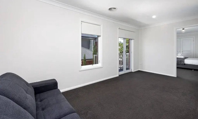 North Wagga Wagga House | Contemporary Living in the CBD