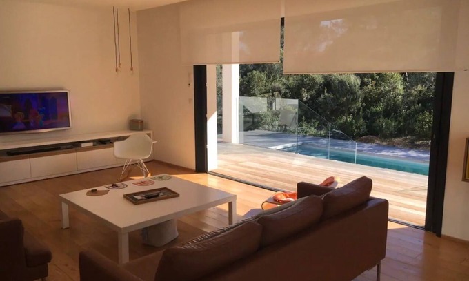 Garrigues House | Contemporary villa in the heart of the garrigue