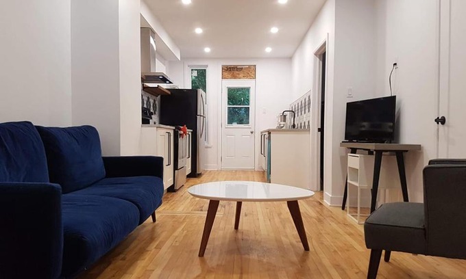 Mile End House | Continental Breakfast IlI Pet Friendly IlI Room A