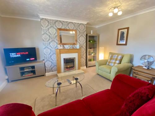Bedford Apartment | Convenient Contractor Stay Free Parking Walk To Weatherspoons