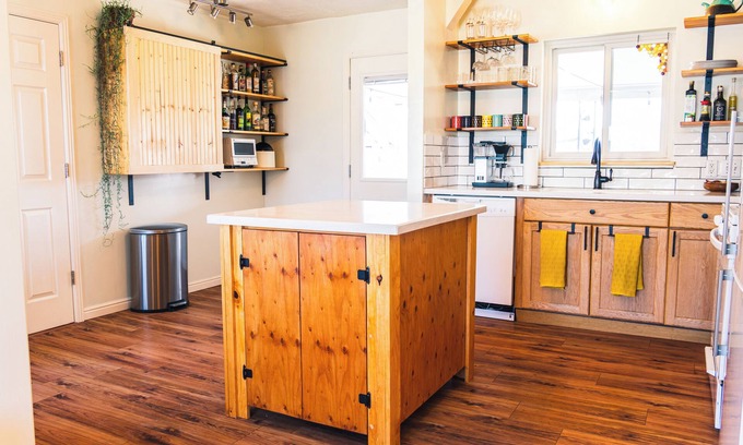South Salt Lake House | Convenient Location Mid Term Rental, Pets allowed! Great neighborhood