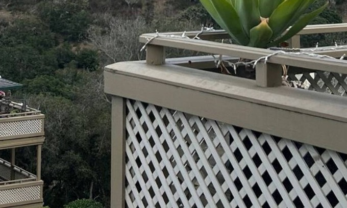 Del Rey Oaks Condo | Conveniently located Near Monterey & Carmel! 10 Minutes to Beaches.