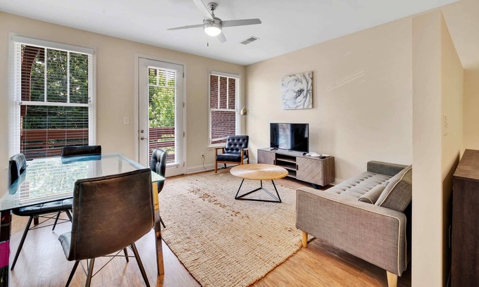 Wesley Heights Apartment | Conveniently Located Studio with Sunny Balcony