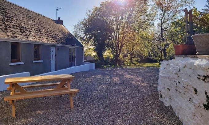 Kilgetty Apartment | Converted Stables at Peaceful Family Farm Stay