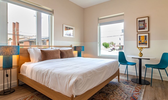 Buena Vista Apartment | Conway B204 by AvantStay | Modern Studio in DT, Minutes to Broadway