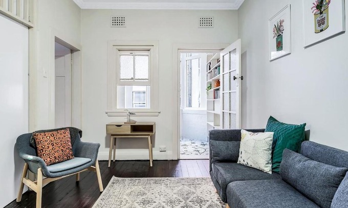 Coogee Apartment | Coogee Classic - Coastal Gem Close to Beach