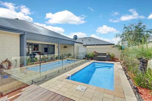 Eaton House | Cooinda Happy Place 3BR Home with Pool