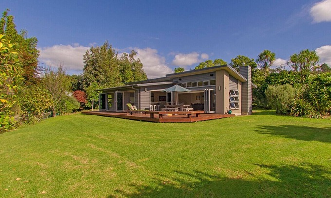 Cooks Beach Cottage | Cooks Getaway - Cooks Beach Holiday Home