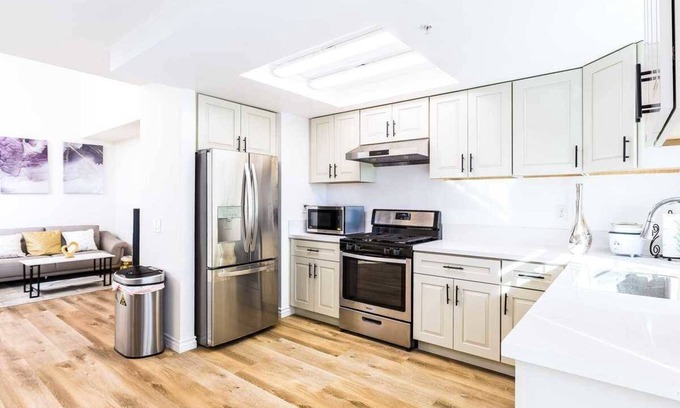 El Monte House | Cool Breeze on Deana