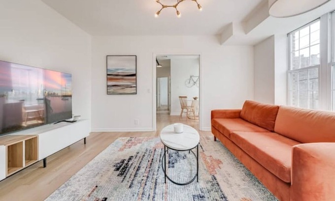 Communipaw Apartment | Coolest Digs in BeLa