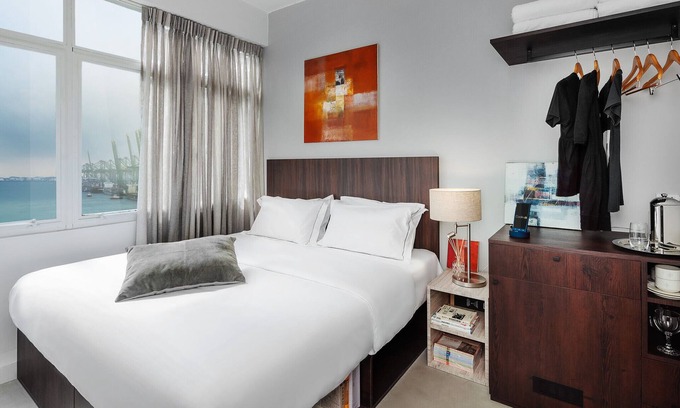 Queenstown Hotel | Cooliv Waterfront