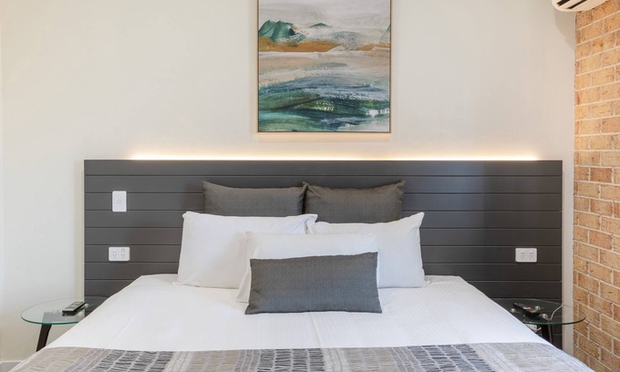 Acacia Ridge Hotel | Coopers Colonial Motel