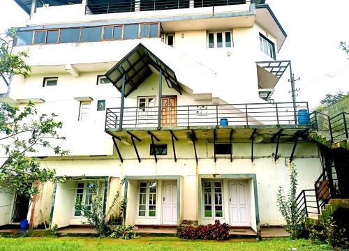 Stuart Hill Apartment | Coorg mansion