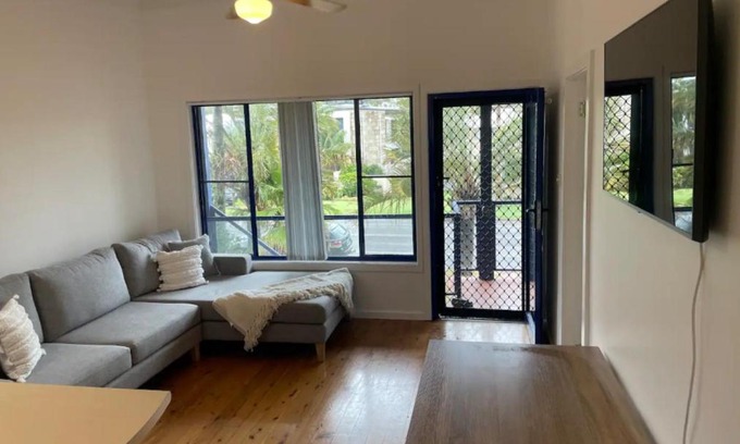 Corlette Apartment | Copacabana 4 61 Sandy Point Rd - water views, air con and WiFi