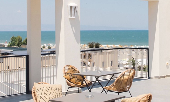 Margherita di Savoia Hotel | Copacabana Hotel Design