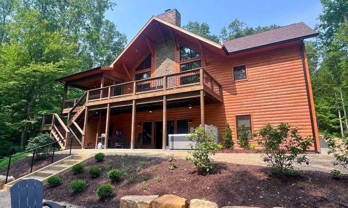 Gnaw Bone Cabin | Copper Cliff Cabin in Brown County