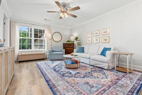 Auburn Apartment | Copper on Ross - Modern and Remodeled