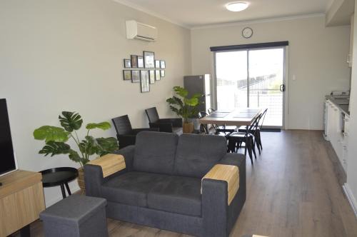 Roxby Downs Apartment | Copper Retreat Millennium Apartment