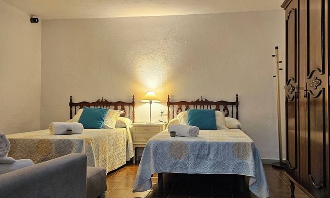 Pozo Alcon Apartment | Coqueto Apartamento Planta Baja con una Increíble Zona de Jardín y Piscina