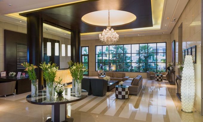 Les Berges Du Lac II Hotel | Corail Suites Hotel