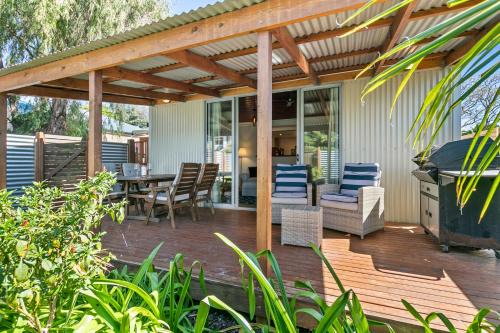 Aldinga Beach House | Coral Haven - Aldinga Beach - C21 SouthCoast Holidays