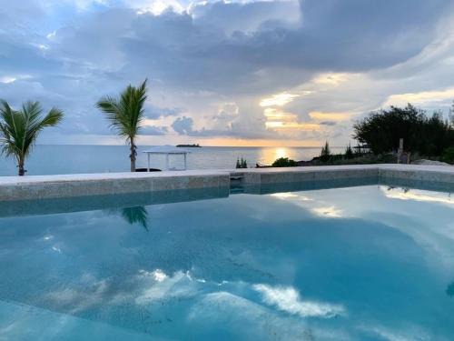 Governor's Harbour House | Coral Point home