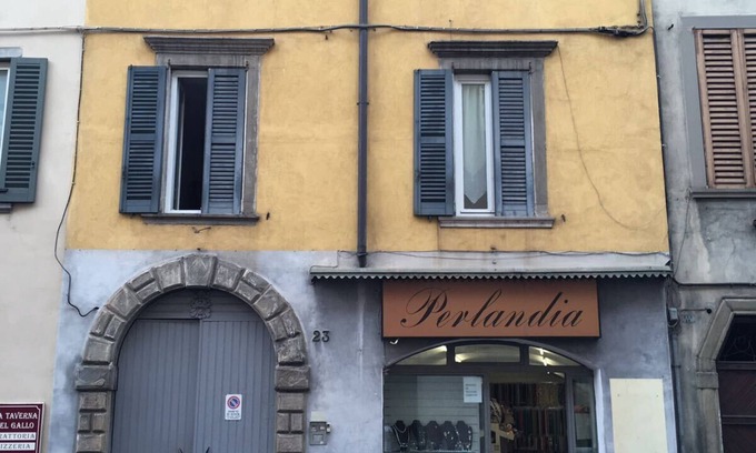 Borgo San Leonardo Apartment | Coral Residence - historic Bergamo