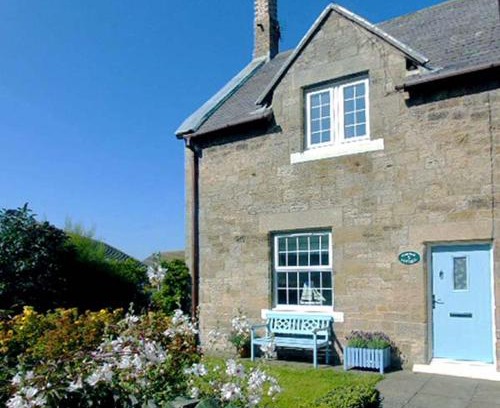 Woodhorn House | Corner Cottage