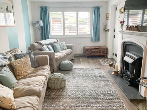 Combe Martin House | Corner Cottage