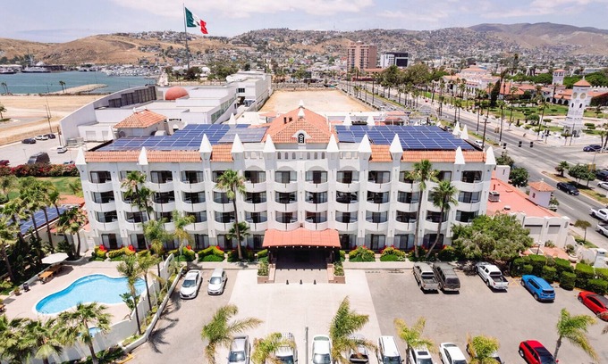 Ensenada Hotel | Corona Hotel & Spa