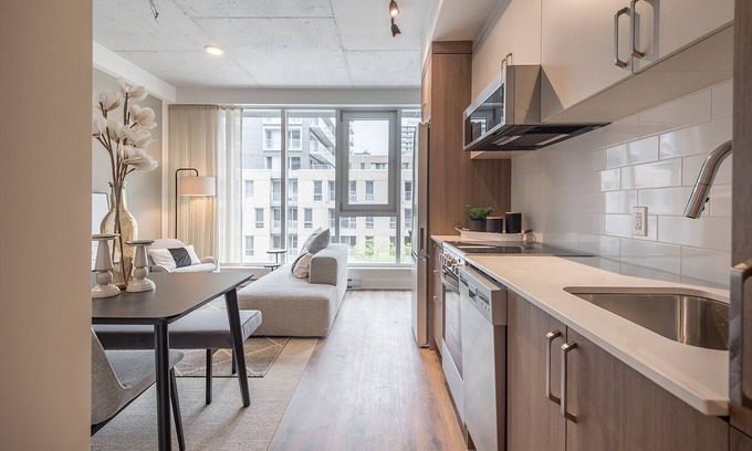 Shaughnessy Village Condo | Corporate Business stays in MTL DT