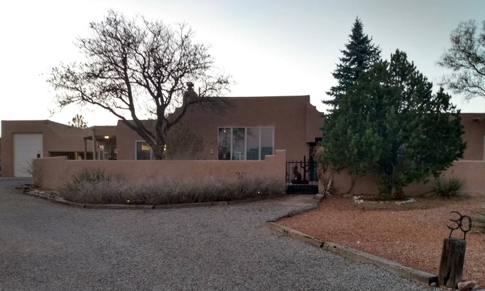 Corrales Apartment | Corporate Housing in Corrales New Mexico