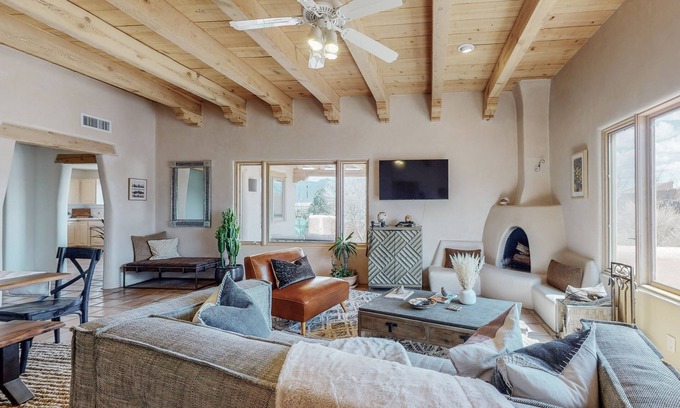 Corrales House | Corrales Hacienda with Mountain Views - High Desert Retreat!