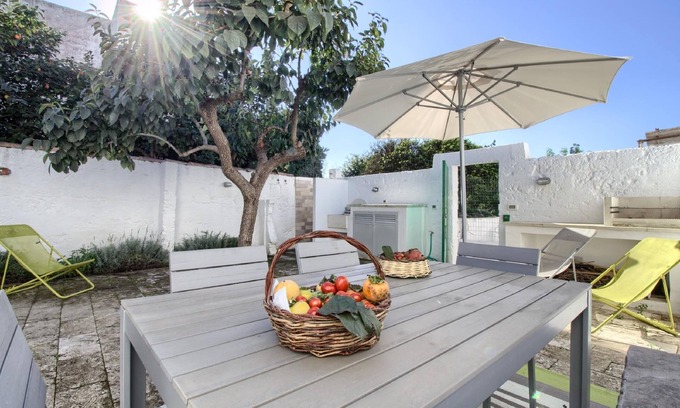 Morciano di Leuca House | Corte del Loto - Two Bedroom House, Sleeps 3