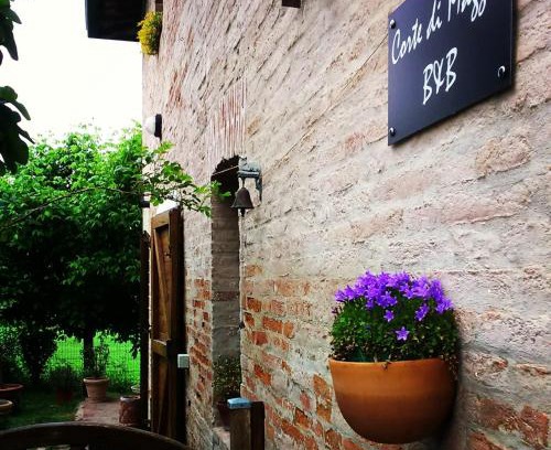 Imola Bed & Breakfast | Corte di Maggio B&B Country House