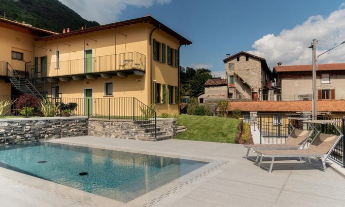 Tremezzina House | Corte Masnate "Grigio" by LoveComo