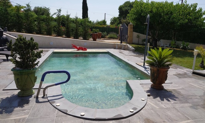 Saint-Maximin House | Cossumin,petite Maison de Standing 30m²