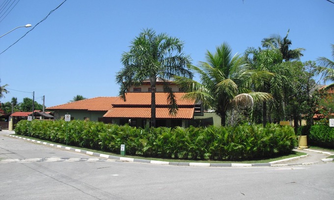 Costa do Sol House | COSTA DO SOL HOUSE, 3 bedrooms, with WIFI and only 30 meters from the beach.