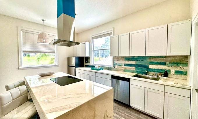 Auburndale Condo | Costa Lake Condo